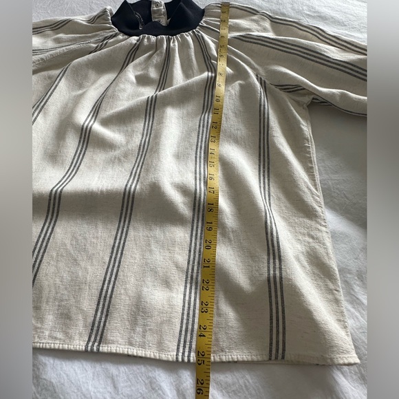 Zara Black and Cream Striped Blouse, size large - Picture 4 of 9